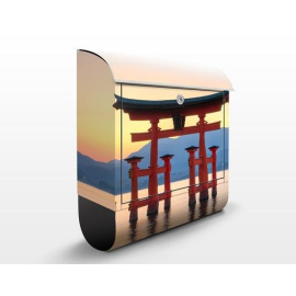 Poštovní schránka Torii am Itsukushima, typ A